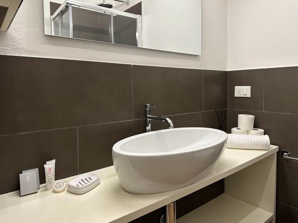 Luxury Battisti Apartment Padova Ngoại thất bức ảnh